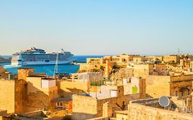 Kharmen A 1565S House With Seaviews