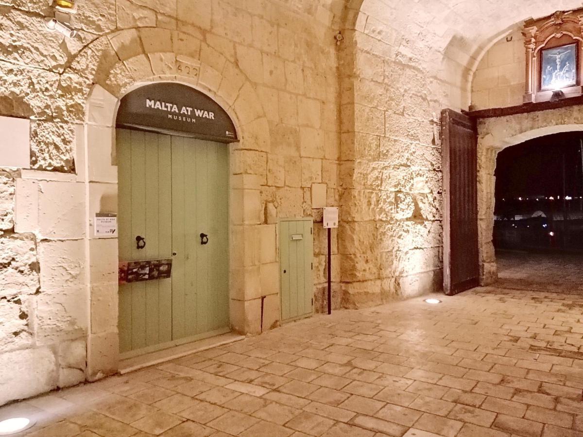 Kharmen A 1565S House With Seaviews Apartment Birgu Exterior photo